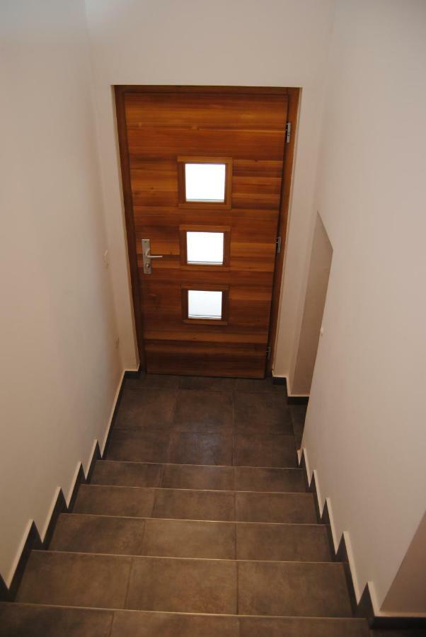 Apartment With Free Parking Liubliana Exterior foto